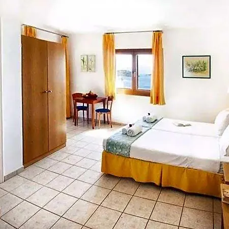 Hotel Fiorella Sea View 4*