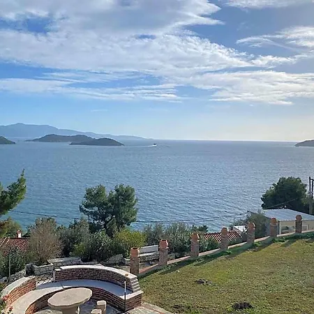 Hotel Fiorella Sea View 4*