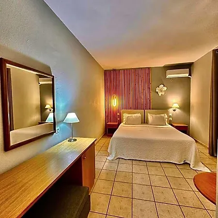 Hotel Fiorella Sea View 4*